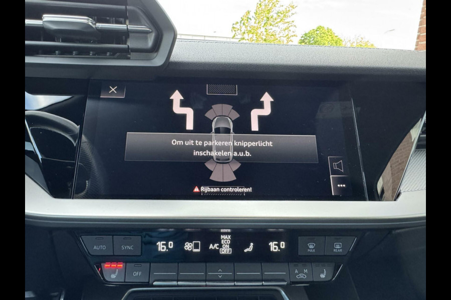 Audi A3 Sportback 35 TFSI 3 x S-Line Camera S-Tronic CarPlay 18inch Navi Garantie Stlvw