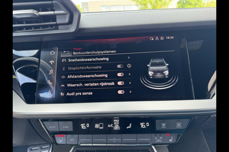 Audi A3 Sportback 35 TFSI 3 x S-Line Camera S-Tronic CarPlay 18inch Navi Garantie Stlvw