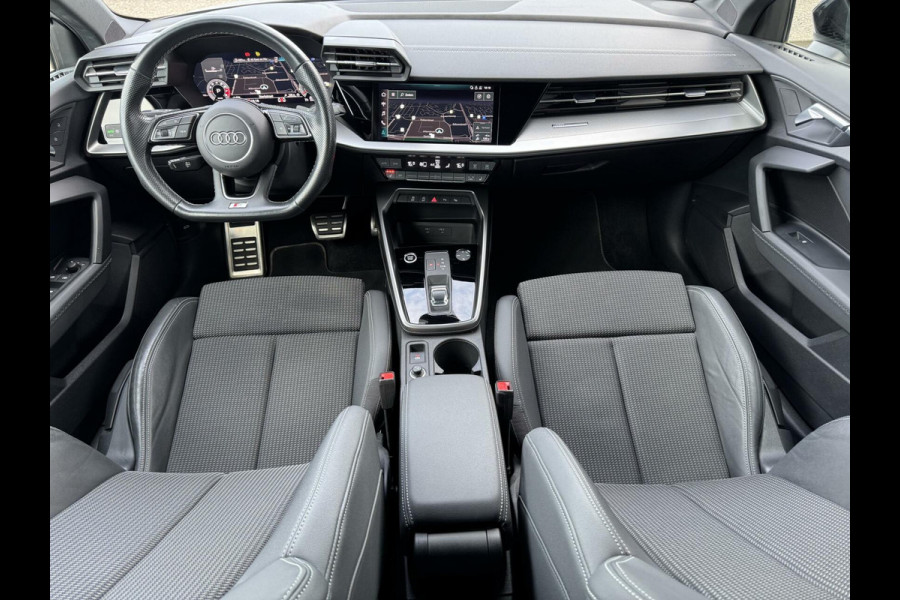 Audi A3 Sportback 35 TFSI 3 x S-Line Camera S-Tronic CarPlay 18inch Navi Garantie Stlvw