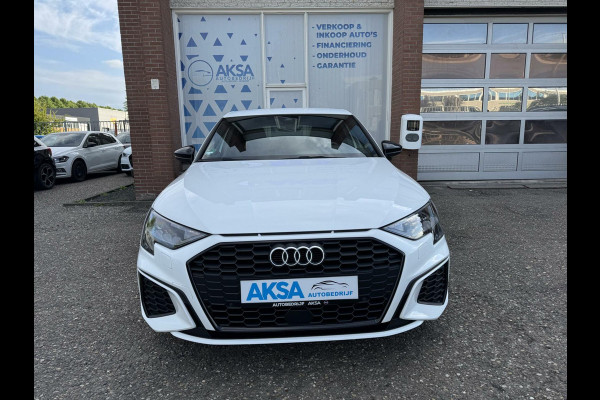 Audi A3 Sportback 35 TFSI 3 x S-Line Camera S-Tronic CarPlay 18inch Navi Garantie Stlvw