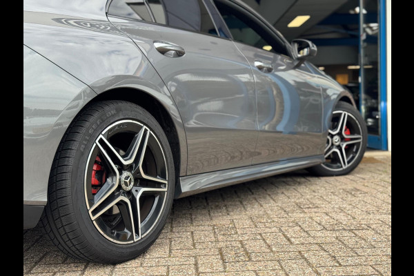 Mercedes-Benz CLA-Klasse 180 d AMG 2019 AUT NAVI PANO Diesel