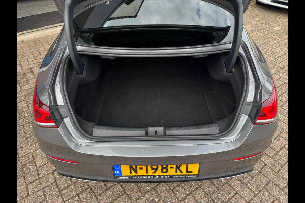 Mercedes-Benz CLA-Klasse 180 d AMG 2019 AUT NAVI PANO Diesel