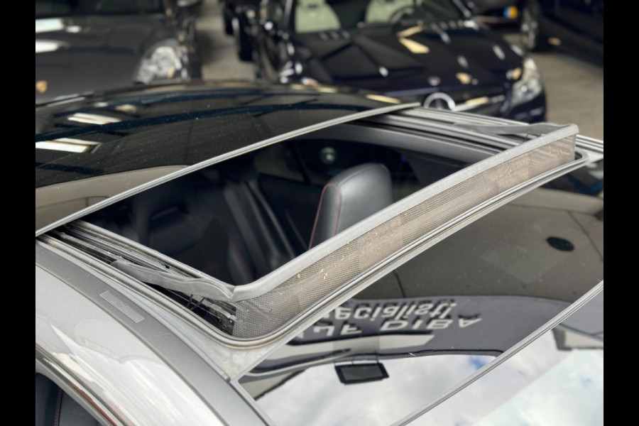 Mercedes-Benz CLA-Klasse 180 d AMG 2019 AUT NAVI PANO Diesel