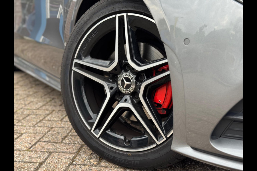 Mercedes-Benz CLA-Klasse 180 d AMG 2019 AUT NAVI PANO Diesel