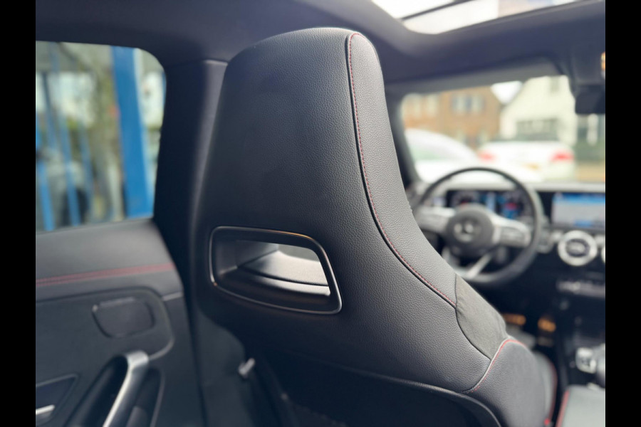 Mercedes-Benz CLA-Klasse 180 d AMG 2019 AUT NAVI PANO Diesel