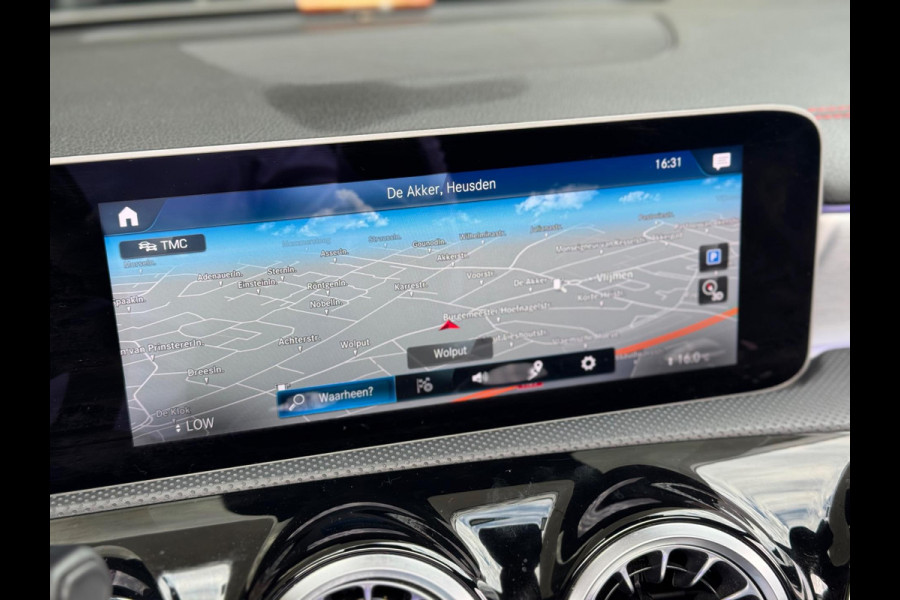 Mercedes-Benz CLA-Klasse 180 d AMG 2019 AUT NAVI PANO Diesel
