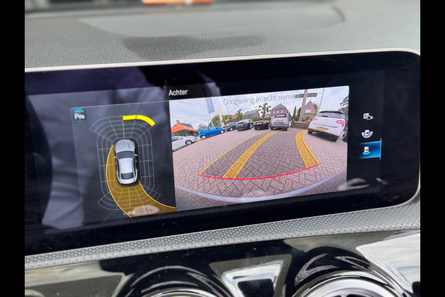 Mercedes-Benz CLA-Klasse 180 d AMG 2019 AUT NAVI PANO Diesel