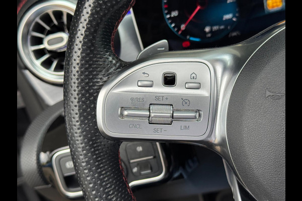 Mercedes-Benz CLA-Klasse 180 d AMG 2019 AUT NAVI PANO Diesel