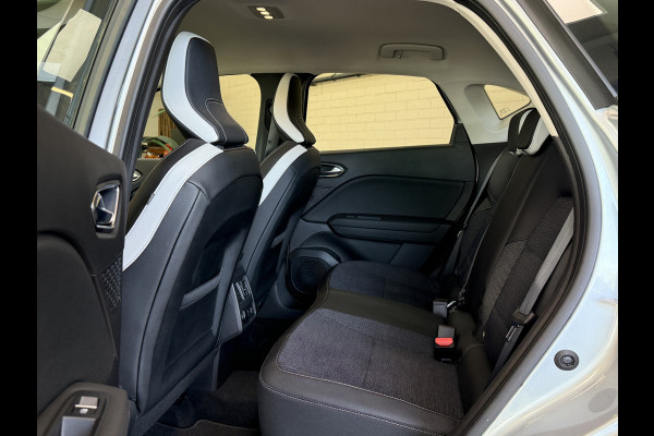Renault Captur 1.3 TCe 155pk Intens | Groot Navi | ACC | Blindspot | Camera | 17 inch | 100% Delaer onderhouden!