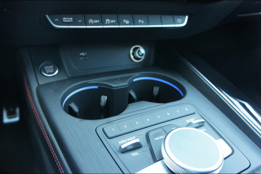 Audi A4 Avant 35 TFSI 3x S-Line Black Optik 360cam|Acc|Panorama
