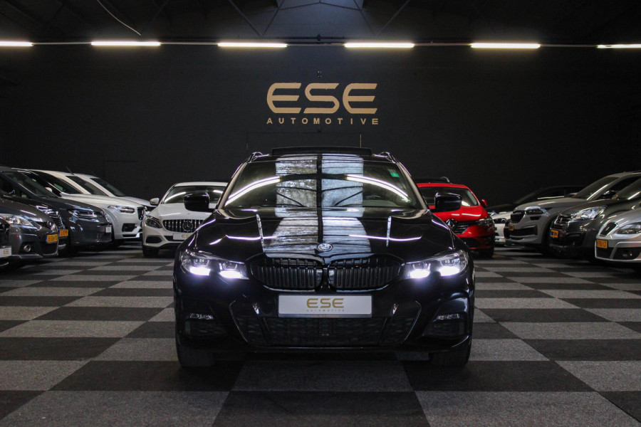 BMW 3 Serie Touring 330e M-Sport | Pano | Trekhaak | 360 camera