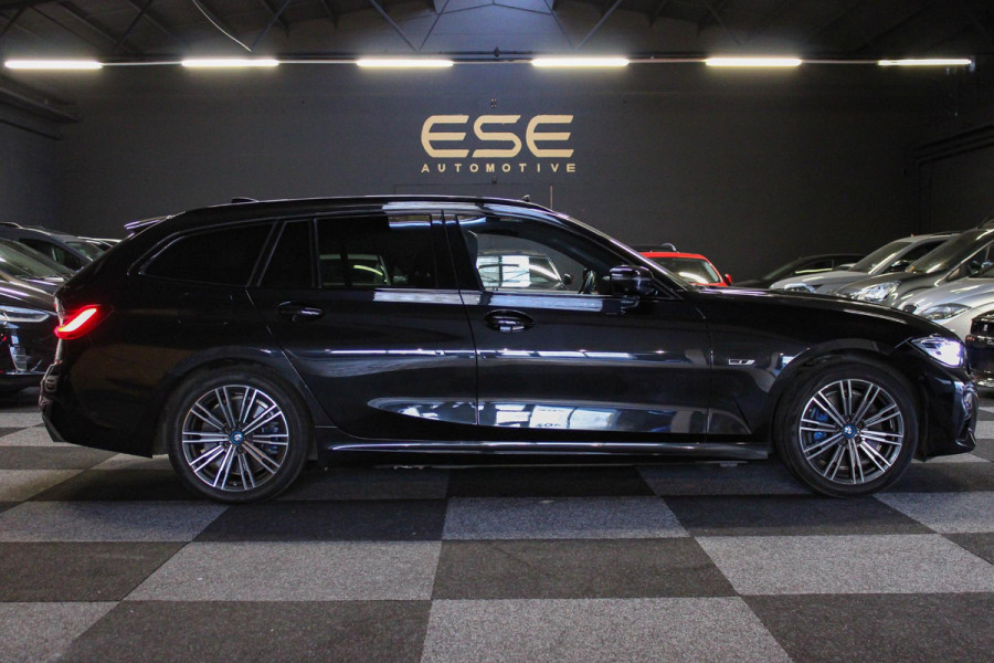 BMW 3 Serie Touring 330e M-Sport | Pano | Trekhaak | 360 camera