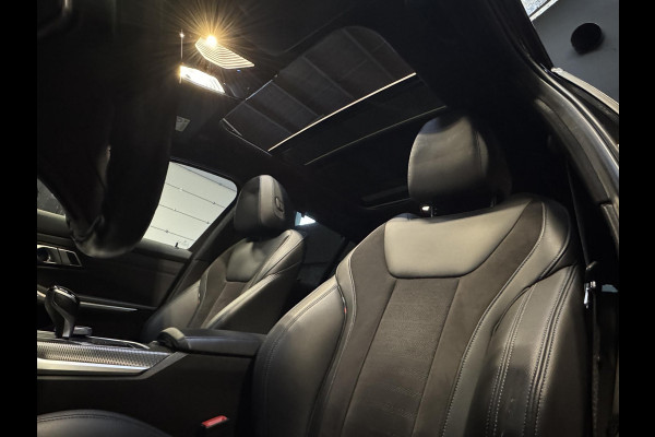 BMW 3 Serie Touring 330e M-Sport | Pano | Trekhaak | 360 camera