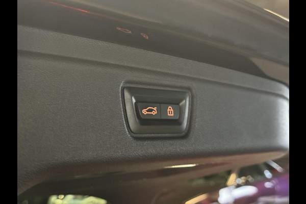 BMW 3 Serie Touring 330e M-Sport | Pano | Trekhaak | 360 camera