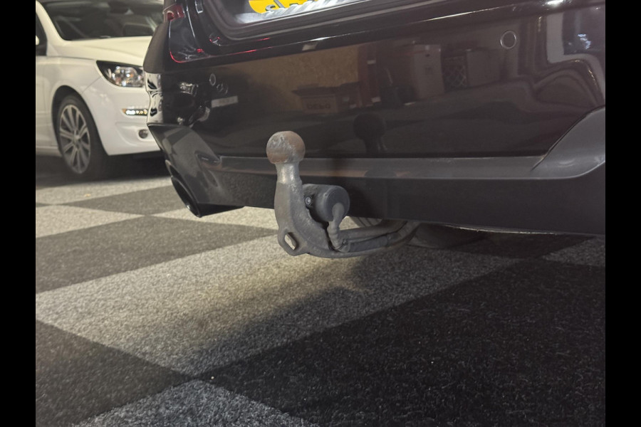 BMW 3 Serie Touring 330e M-Sport | Pano | Trekhaak | 360 camera