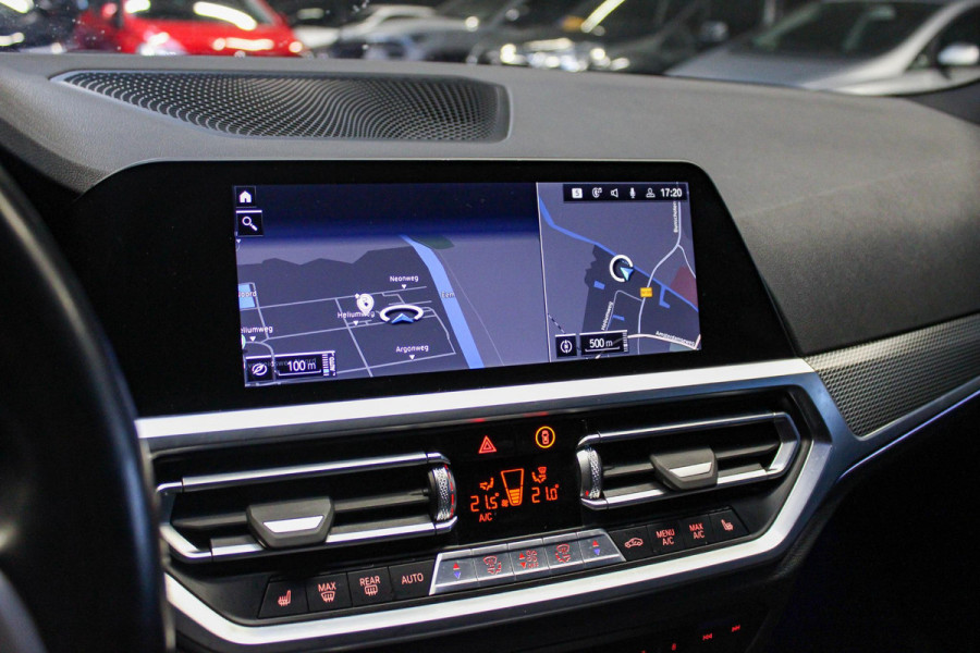 BMW 3 Serie Touring 330e M-Sport | Pano | Trekhaak | 360 camera