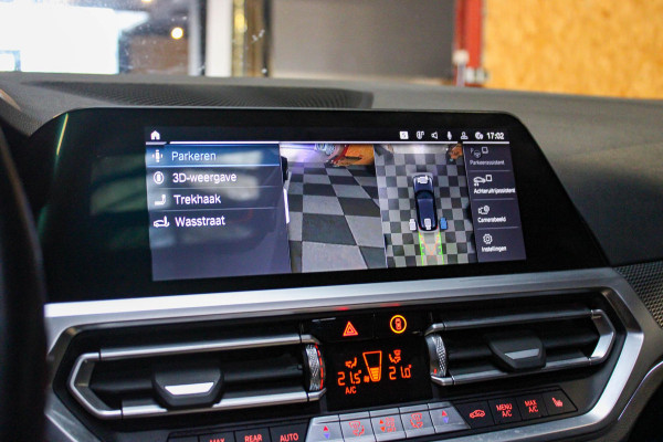 BMW 3 Serie Touring 330e M-Sport | Pano | Trekhaak | 360 camera