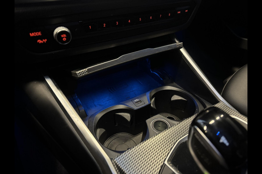 BMW 3 Serie Touring 330e M-Sport | Pano | Trekhaak | 360 camera