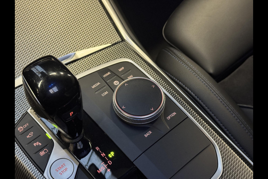 BMW 3 Serie Touring 330e M-Sport | Pano | Trekhaak | 360 camera
