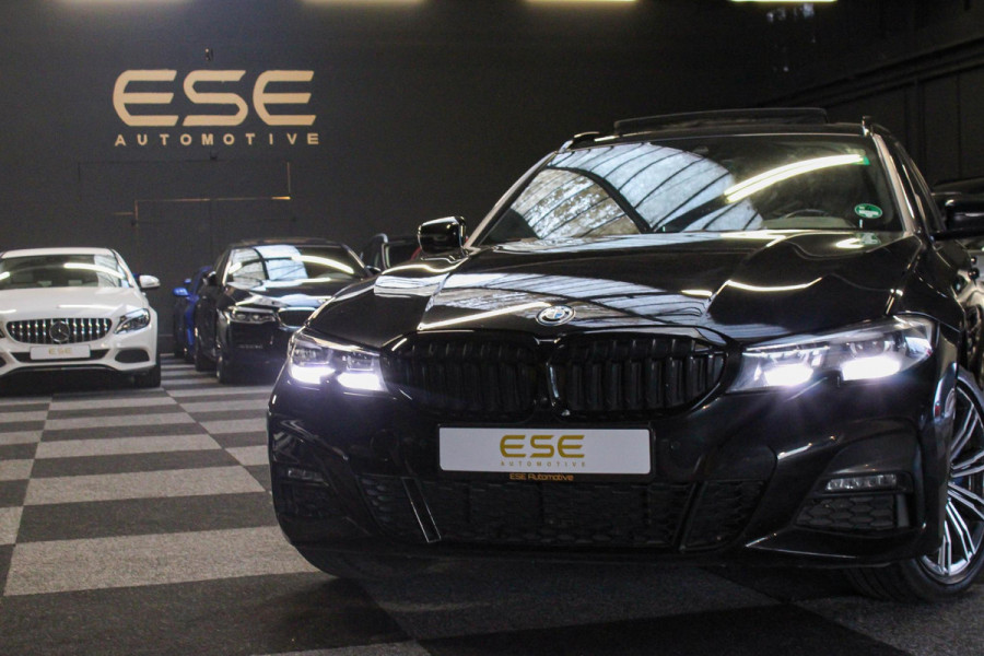 BMW 3 Serie Touring 330e M-Sport | Pano | Trekhaak | 360 camera