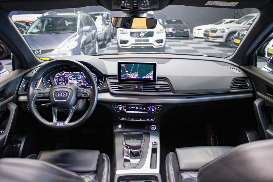 Audi Q5 55 TFSI e quattro Competition S-line | Pano | Trekhaak