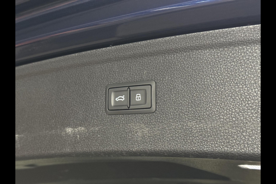 Audi Q5 55 TFSI e quattro Competition S-line | Pano | Trekhaak