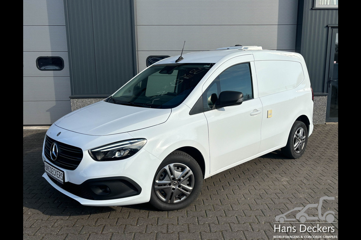 Mercedes-Benz Citan Koelwagen 112 LED Thermo King Camera Parktronic BPM Vrij Mercedes-Benz Citan Koelwagen 112 LED Thermo King Camera Parktronic BPM Vrij