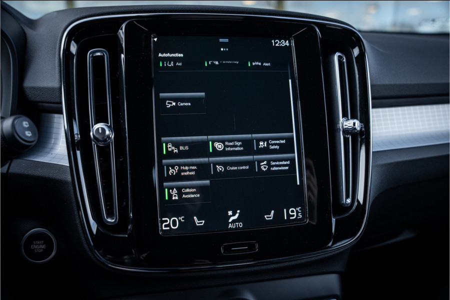 Volvo XC40 1.5 T5 Recharge Inscription Expression - Intellisafe - Camera - Carplay