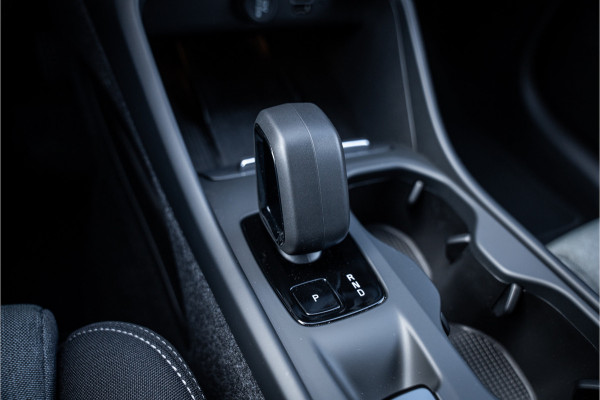 Volvo XC40 1.5 T5 Recharge Inscription Expression - Intellisafe - Camera - Carplay