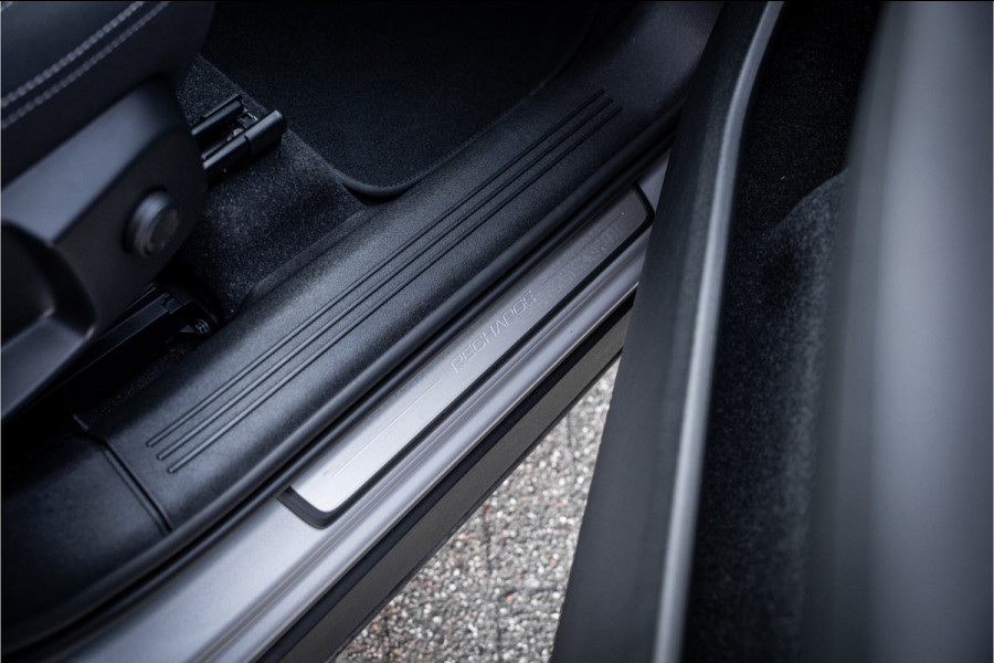Volvo XC40 1.5 T5 Recharge Inscription Expression - Intellisafe - Camera - Carplay