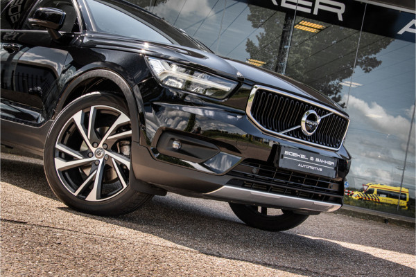 Volvo XC40 T5 AWD Intro Edition **Panoramadak**LEDER**Trekhaak wegklapbaar**dealer onderhouden