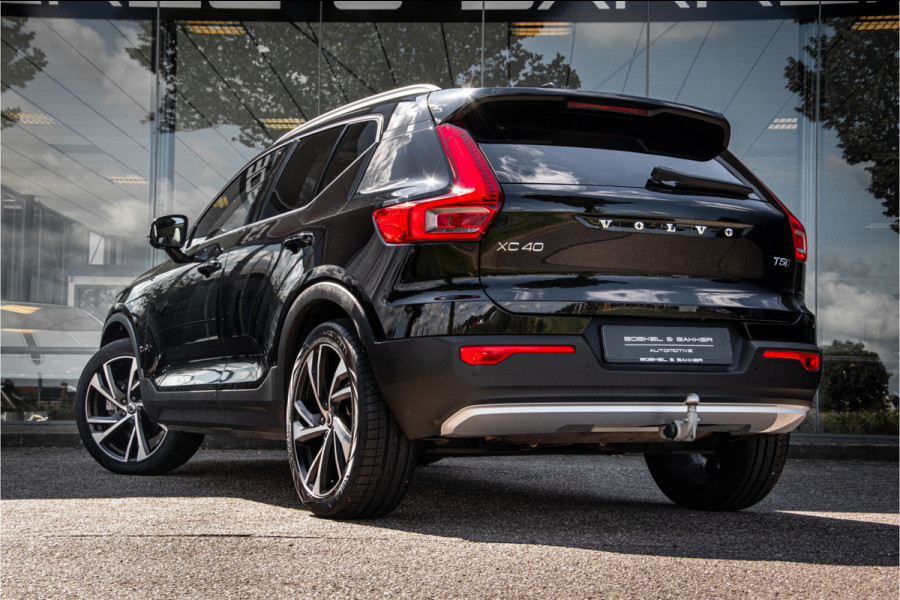 Volvo XC40 T5 AWD Intro Edition **Panoramadak**LEDER**Trekhaak wegklapbaar**dealer onderhouden