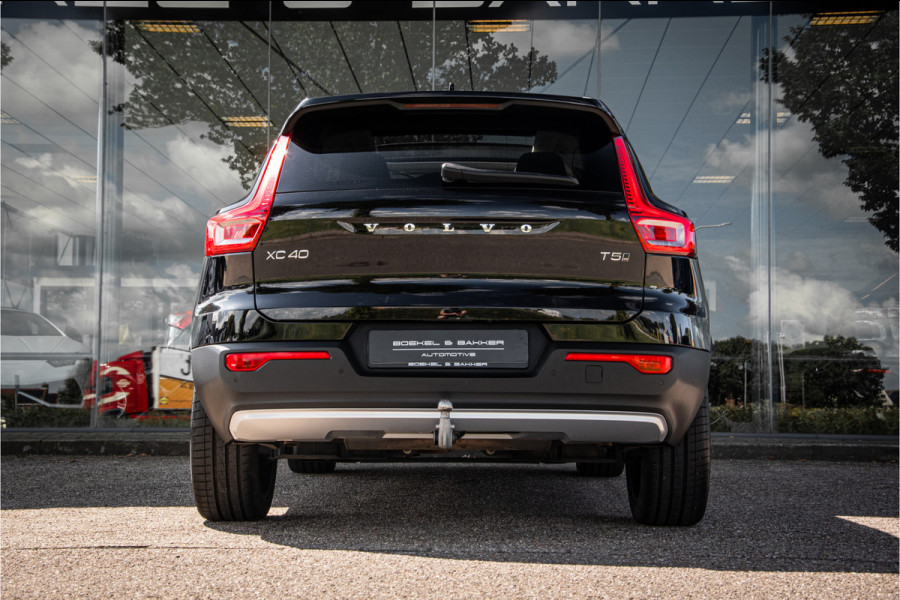 Volvo XC40 T5 AWD Intro Edition **Panoramadak**LEDER**Trekhaak wegklapbaar**dealer onderhouden