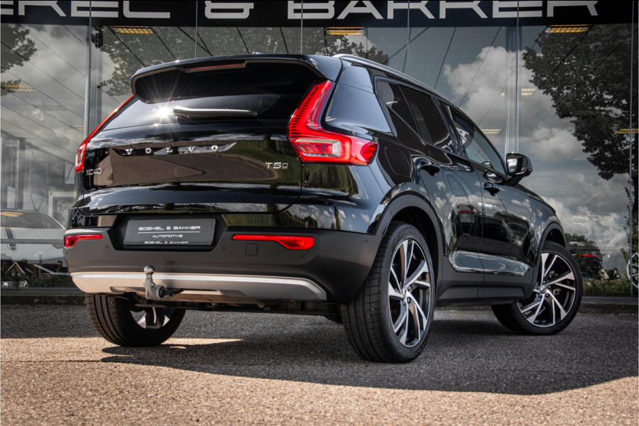 Volvo XC40 T5 AWD Intro Edition **Panoramadak**LEDER**Trekhaak wegklapbaar**dealer onderhouden
