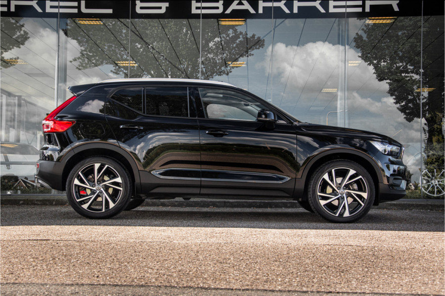 Volvo XC40 T5 AWD Intro Edition **Panoramadak**LEDER**Trekhaak wegklapbaar**dealer onderhouden