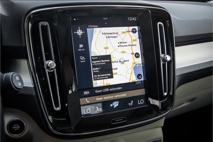Volvo XC40 T5 AWD Intro Edition **Panoramadak**LEDER**Trekhaak wegklapbaar**dealer onderhouden