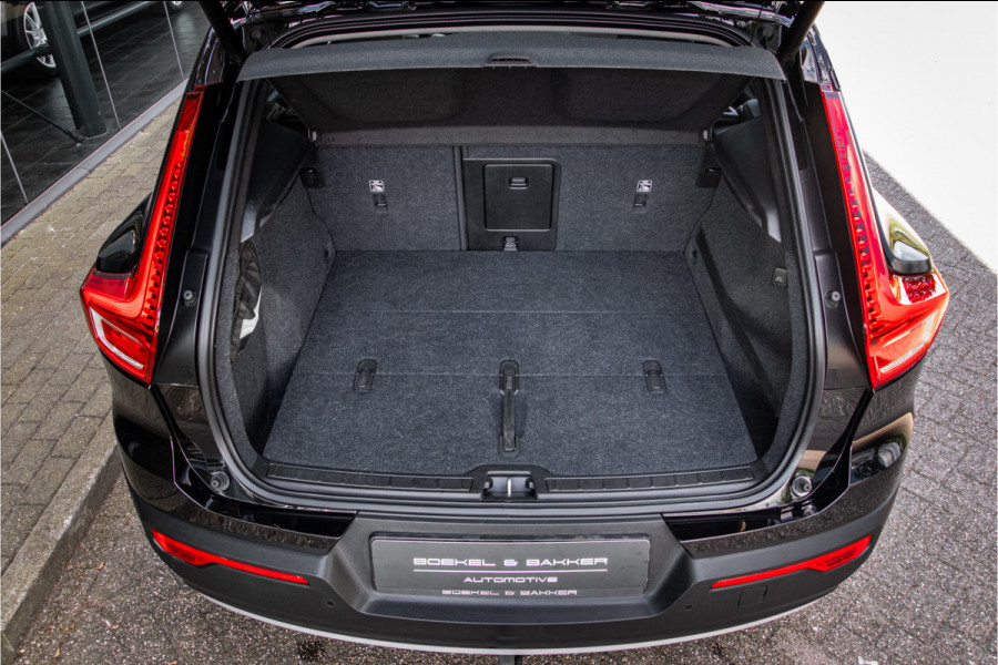 Volvo XC40 T5 AWD Intro Edition **Panoramadak**LEDER**Trekhaak wegklapbaar**dealer onderhouden