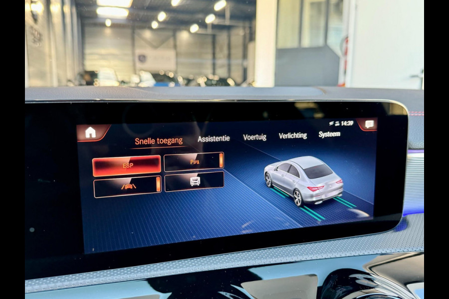 Mercedes-Benz CLA-Klasse 250 AMG Line LED/VIRTUAL/SFEER/PANOR/ALCANTARA+S.VERWARMING/LMV/CRUISE/ECC/12 MDN GARANTIE!