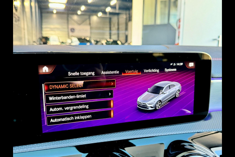 Mercedes-Benz CLA-Klasse 250 AMG Line LED/VIRTUAL/SFEER/PANOR/ALCANTARA+S.VERWARMING/LMV/CRUISE/ECC/12 MDN GARANTIE!
