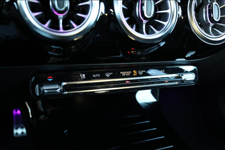 Mercedes-Benz CLA-Klasse 250 AMG Line LED/VIRTUAL/SFEER/PANOR/ALCANTARA+S.VERWARMING/LMV/CRUISE/ECC/12 MDN GARANTIE!