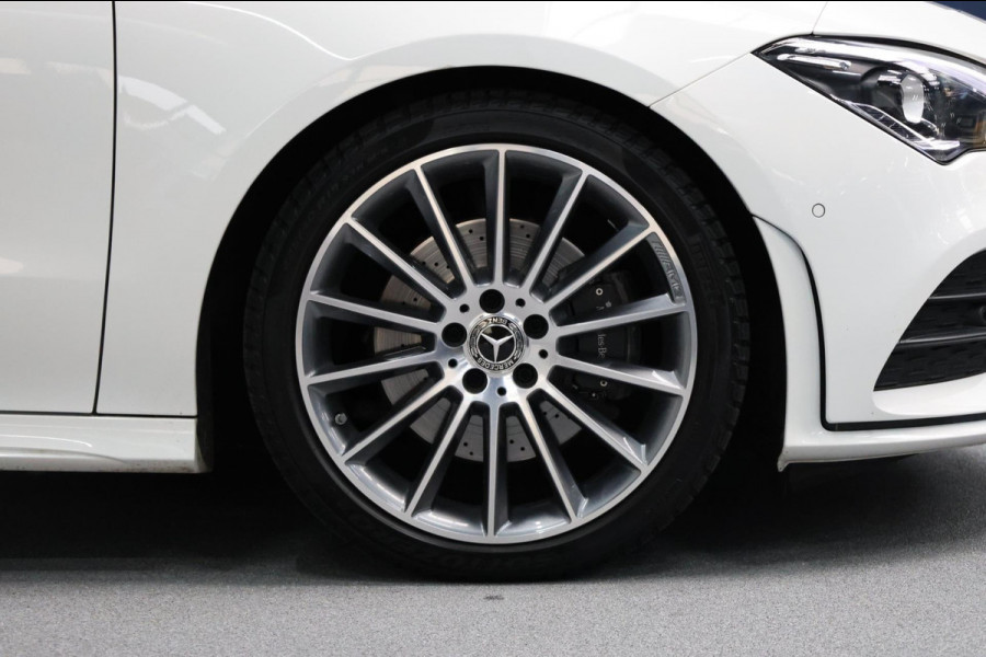 Mercedes-Benz CLA-Klasse 250 AMG Line LED/VIRTUAL/SFEER/PANOR/ALCANTARA+S.VERWARMING/LMV/CRUISE/ECC/12 MDN GARANTIE!
