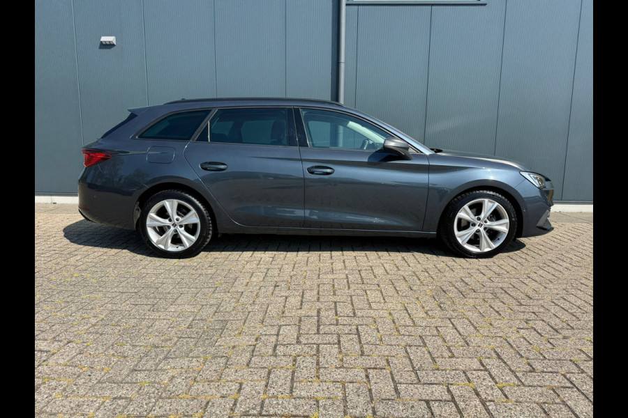 Seat Leon Sportstourer 1.5 eTSI * FR-Line * Camera * Side ass. * Line ass. * Visueel Cockpit *
