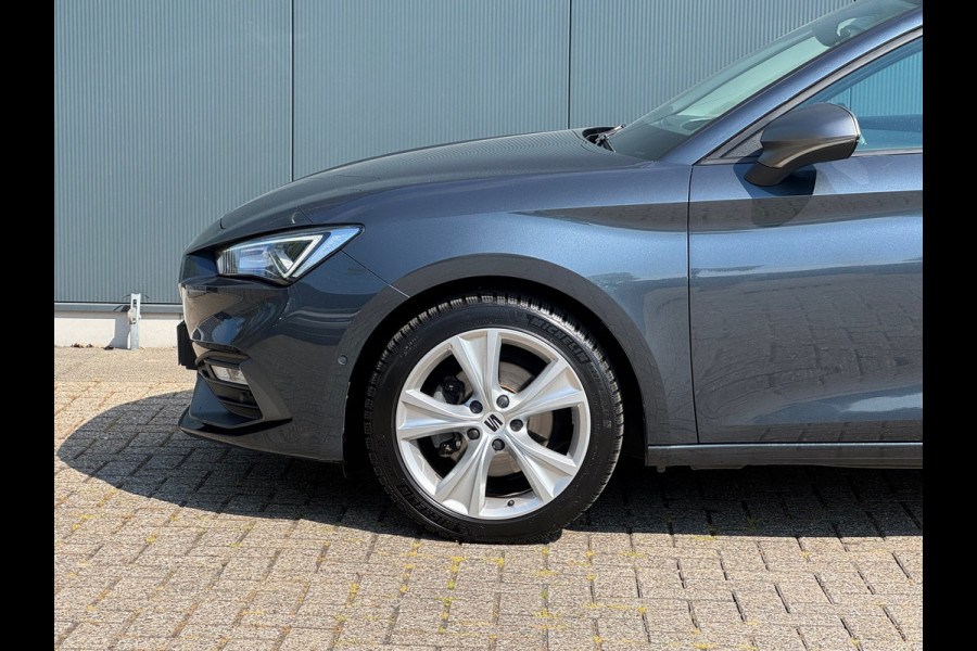 Seat Leon Sportstourer 1.5 eTSI * FR-Line * Camera * Side ass. * Line ass. * Visueel Cockpit *