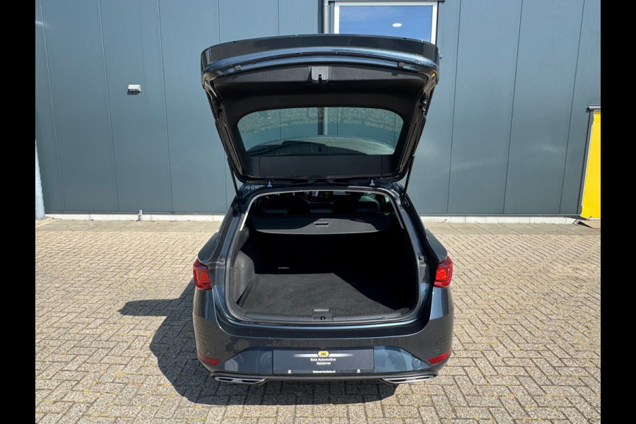 Seat Leon Sportstourer 1.5 eTSI * FR-Line * Camera * Side ass. * Line ass. * Visueel Cockpit *