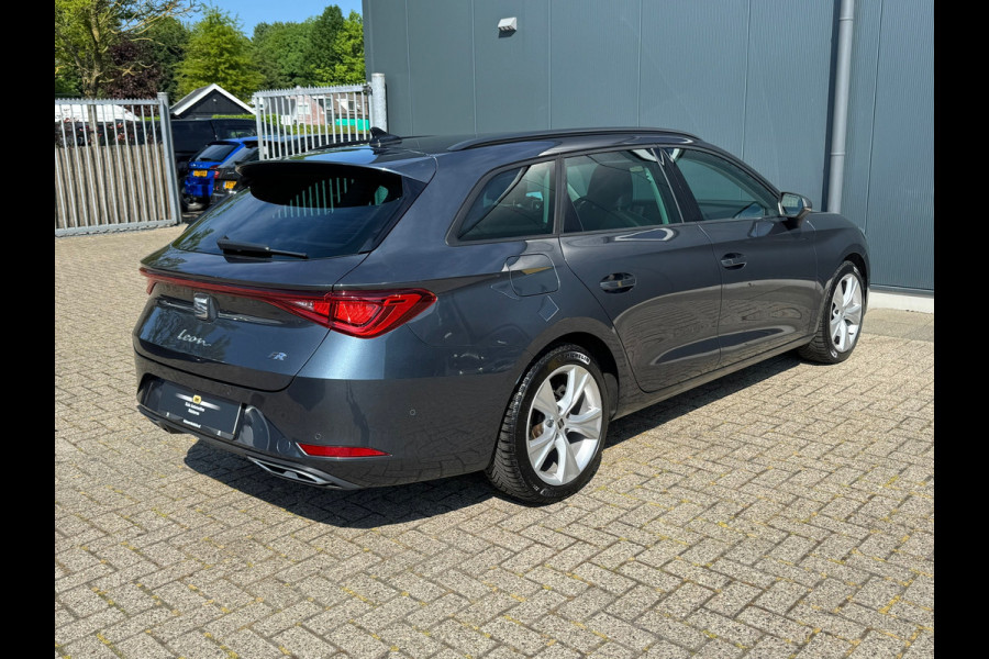 Seat Leon Sportstourer 1.5 eTSI * FR-Line * Camera * Side ass. * Line ass. * Visueel Cockpit *
