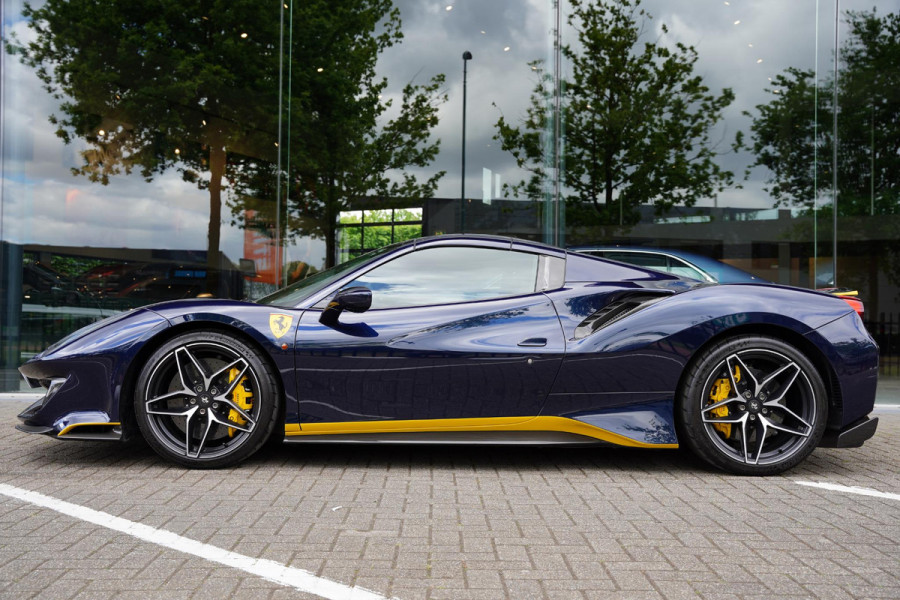 Ferrari 488 3.9 Pista HELE Spider Tailor Made