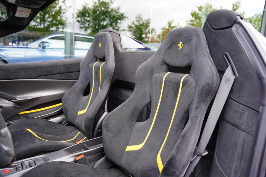 Ferrari 488 3.9 Pista HELE Spider Tailor Made