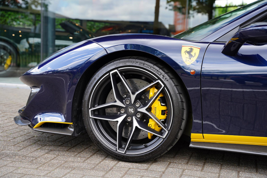 Ferrari 488 3.9 Pista HELE Spider Tailor Made