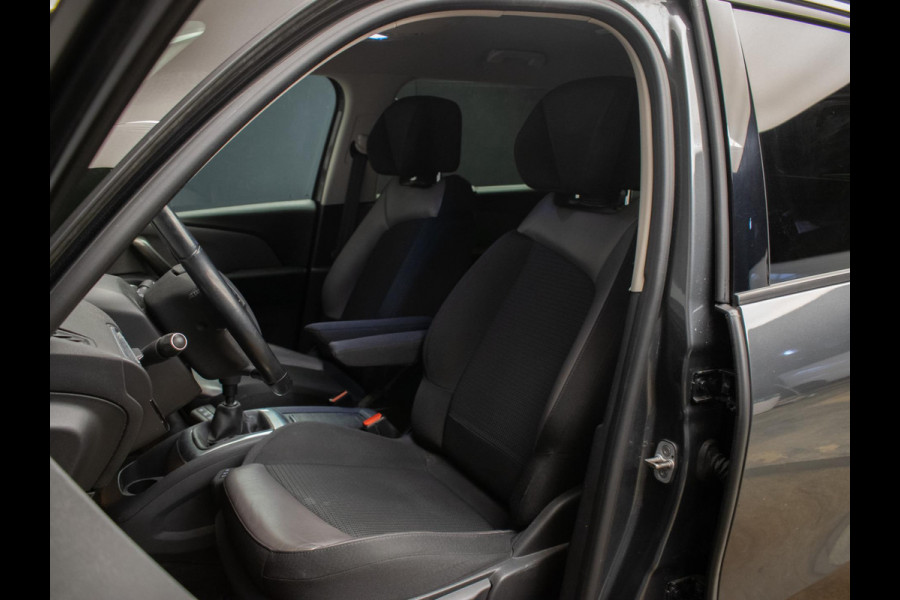 Citroën Grand C4 Picasso 1.2 PureTech Business 7P.(APPLE CARPLAY,NAVI,LED,CRUISE,CLIMATE,CAMERA,GETINT,TREKHAAK,NETTESTAAT)