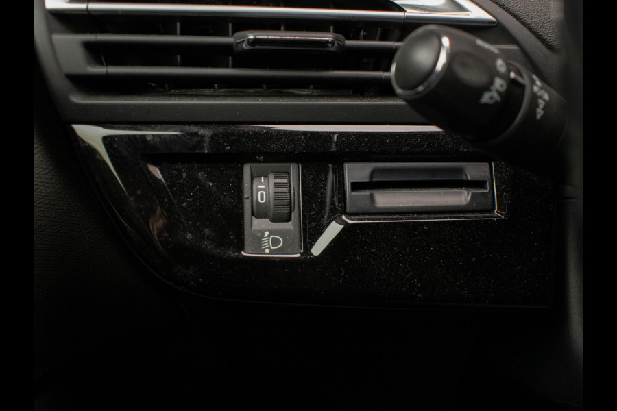 Citroën Grand C4 Picasso 1.2 PureTech Business 7P.(APPLE CARPLAY,NAVI,LED,CRUISE,CLIMATE,CAMERA,GETINT,TREKHAAK,NETTESTAAT)